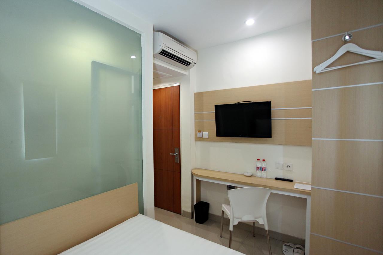Nite&Day Surabaya - Gunungsari Hotel Bagian luar foto