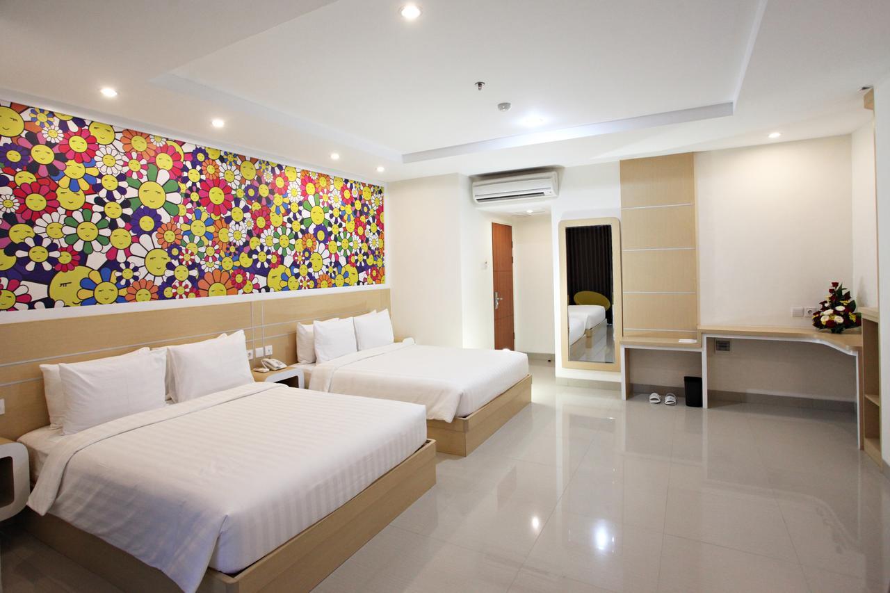 Nite&Day Surabaya - Gunungsari Hotel Bagian luar foto
